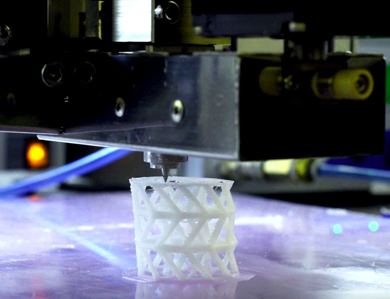 BIOACTIVE COMPOSITE SUPPORTS HEALING OF BROKEN BONES